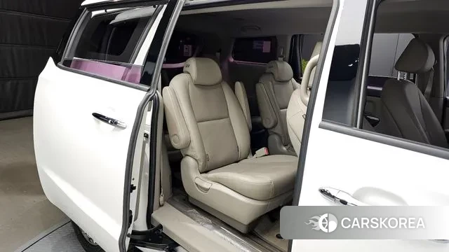 Kia The New Carnival 2019 Белый из Кореи, фото 3