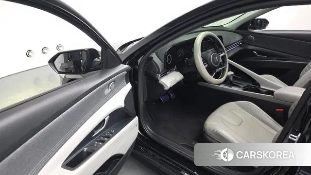 Hyundai Avante (CN7) 2021 Черный из Кореи, фото 3