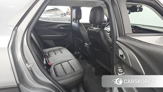 Chevrolet (GM Daewoo) Trailblazer 2023 Серебристо-серый из Кореи, фото 3