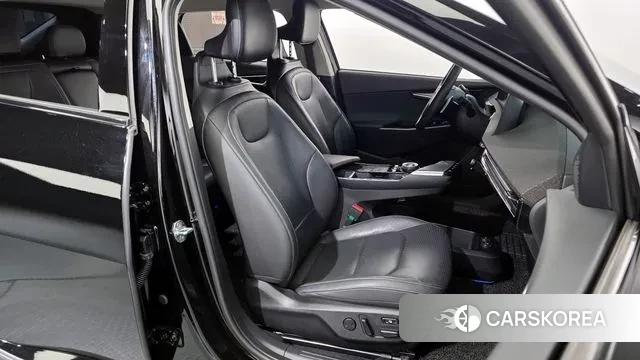 Kia EV6 2021 Черный из Кореи, фото 3