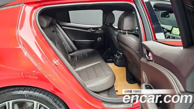 Kia Stinger id 2881610 из Кореи 3