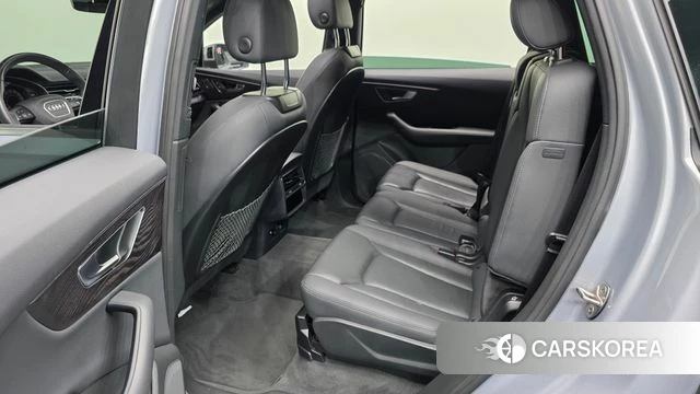 Audi Q7 (4M) 2021 Серебристо-серый из Кореи, фото 3