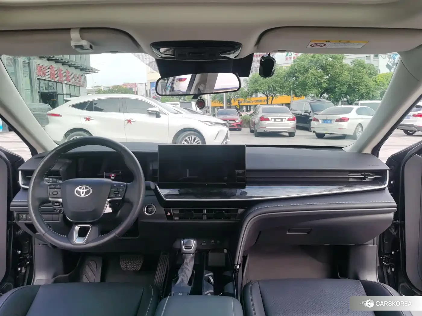 Toyota Camry 2025 Черный из Китая, фото 3