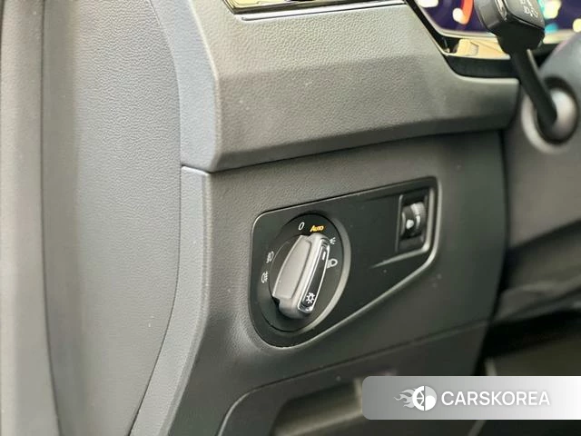 Volkswagen Tiguan L 2021 Белый из Китая, фото 3