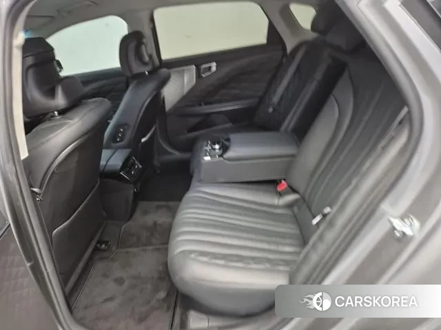 Kia K8 Hybrid 2023 Серебристо-серый из Кореи, фото 3