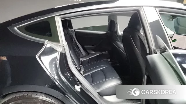 Tesla Model 3 2020 Черный из Кореи, фото 3