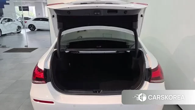 Mercedes-Benz A-Class W177 2021 Белый из Кореи, фото 3