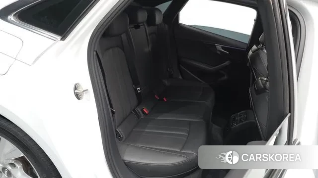 Audi A4 (B9) 2020 Белый из Кореи, фото 3