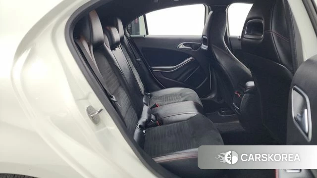 Mercedes-Benz A-Class W176 2018 Белый из Кореи, фото 3