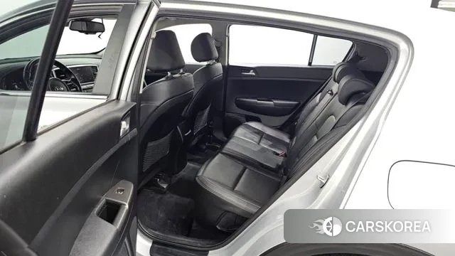 Kia Sportage The Bold 2021 Серебряный из Кореи, фото 3