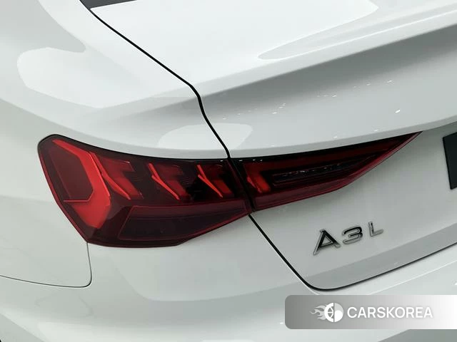Audi A3 2021 Белый из Китая, фото 3