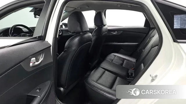 Kia Come New K3 2018 Белый из Кореи, фото 3