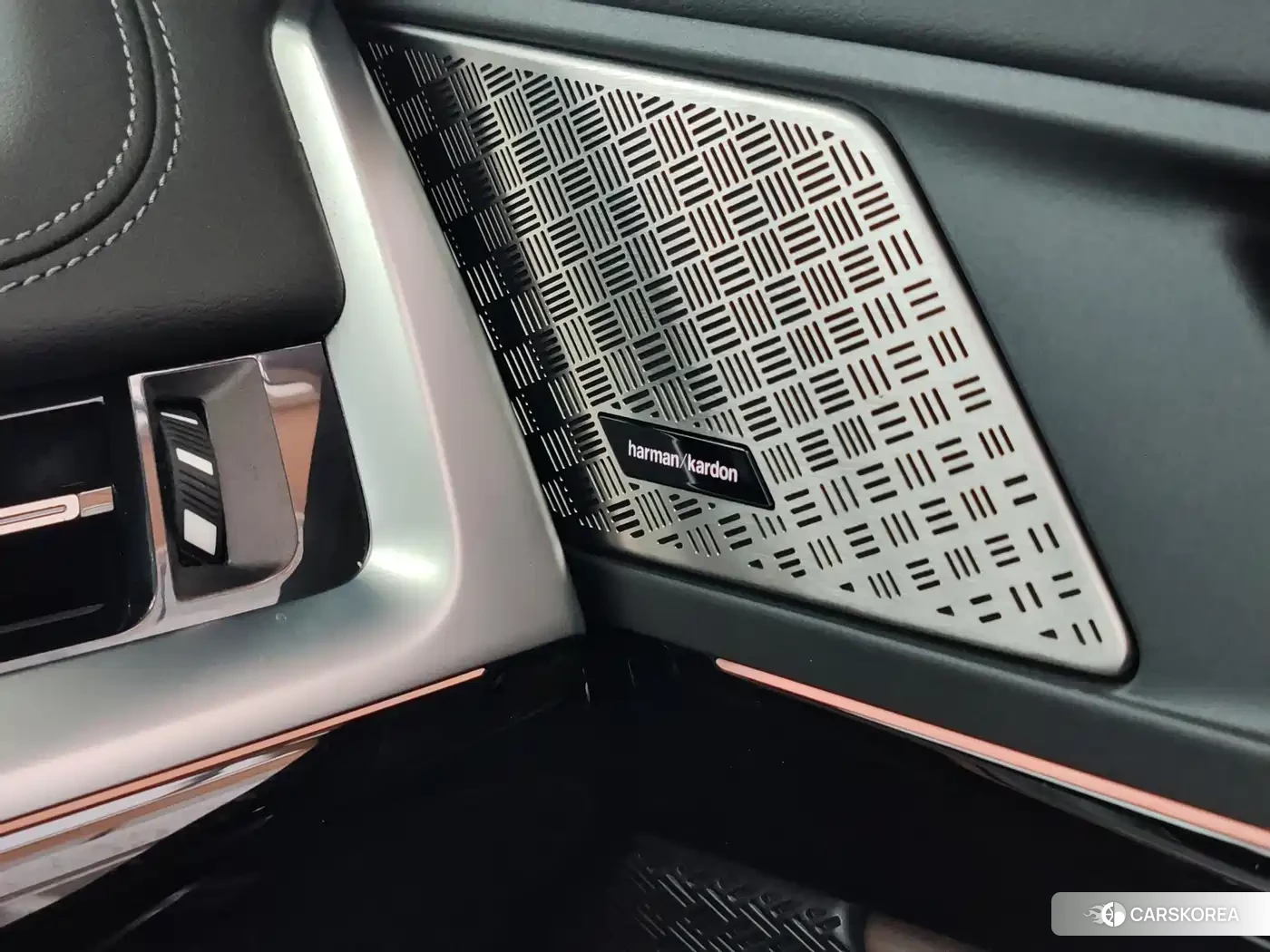 BMW X1 2024 Черный из Китая, фото 3