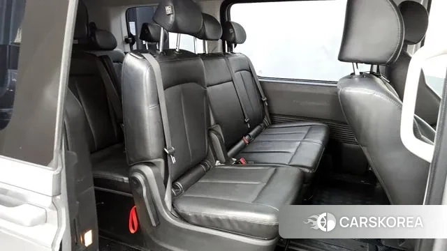 Hyundai Staria 2022 Серебряный из Кореи, фото 3