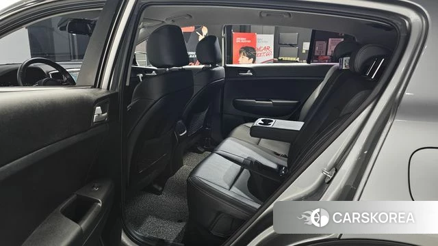 Kia Sportage The Bold 2020 Серебристо-серый из Кореи, фото 3