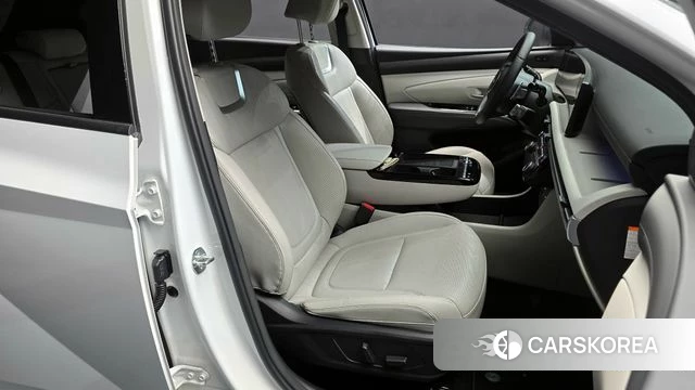 Hyundai The New Tucson Hybrid (NX4) 2024 Белый из Кореи, фото 3