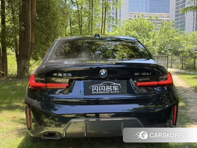 BMW 3 series 2023 Черный из Китая, фото 3
