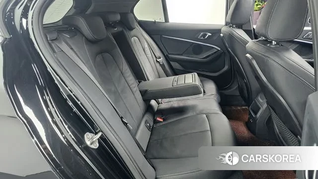 BMW 1 Series (F40) 2022 Черный из Кореи, фото 3