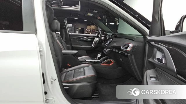 Chevrolet (GM Daewoo) Trailblazer 2020 Белый из Кореи, фото 3