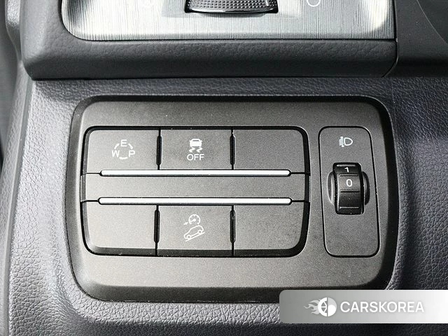 Ssangyong Tivoli Armor 2019 Белый из Кореи, фото 3