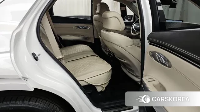 Genesis GV70 2022 Белый из Кореи, фото 3