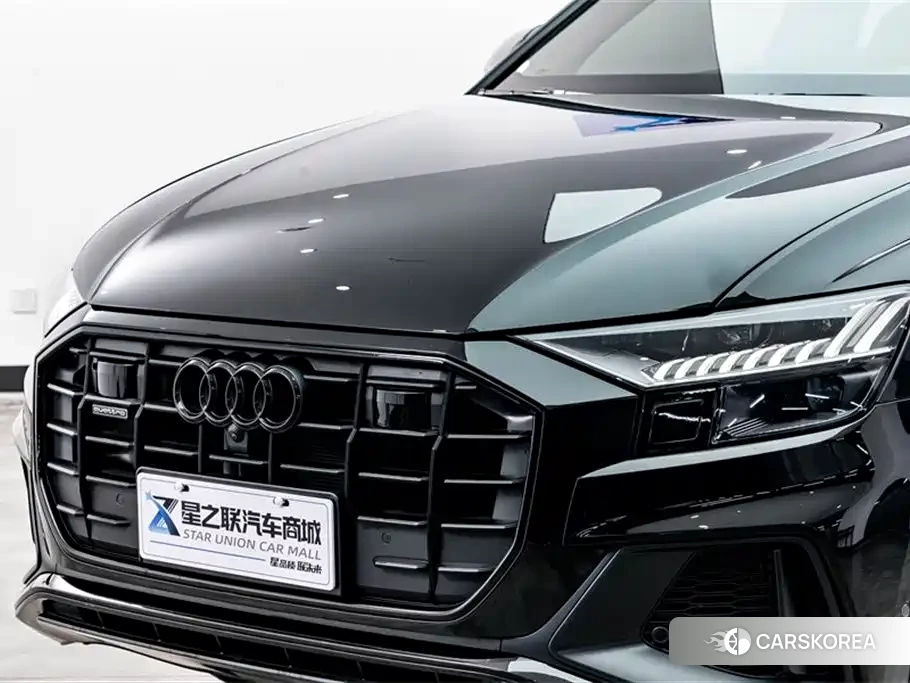 Audi Q8 2022 Черный из Китая, фото 3