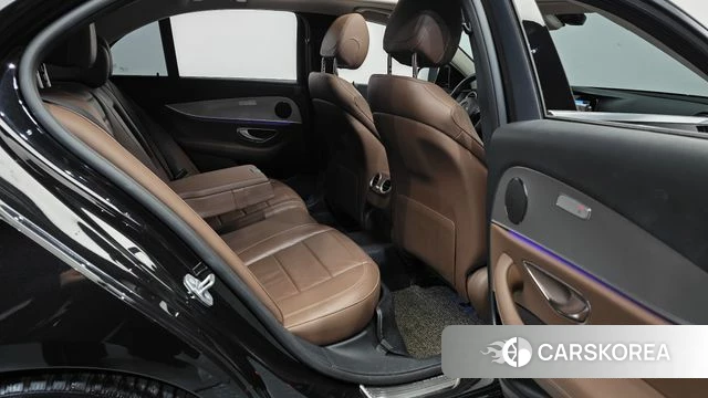 Mercedes-Benz E-Class W213 2018 Черный из Кореи, фото 3