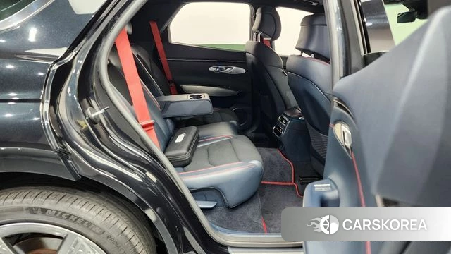 Genesis GV70 2021 Черный из Кореи, фото 3