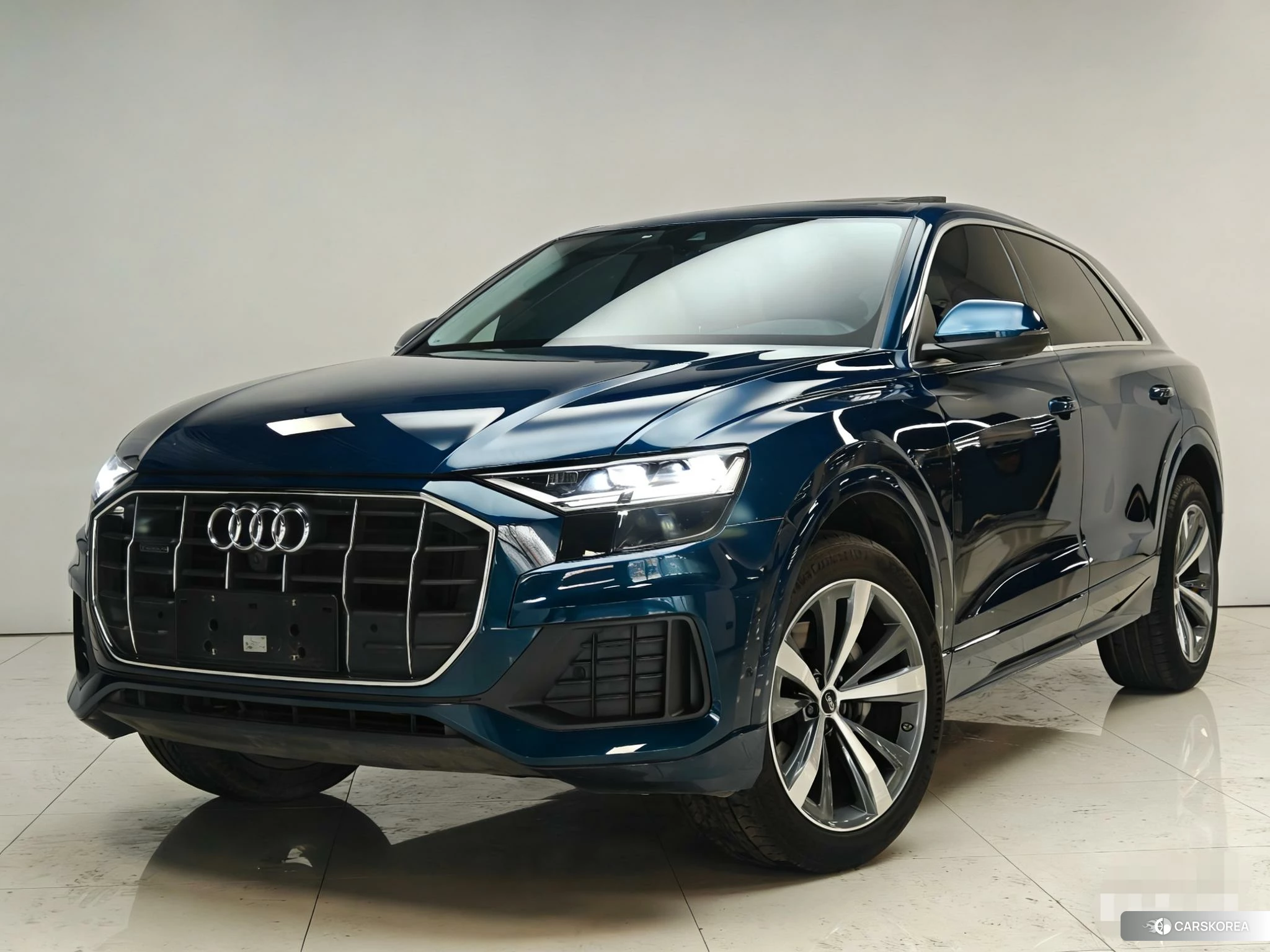 Audi Q8 2020 Синий из Китая, фото 3