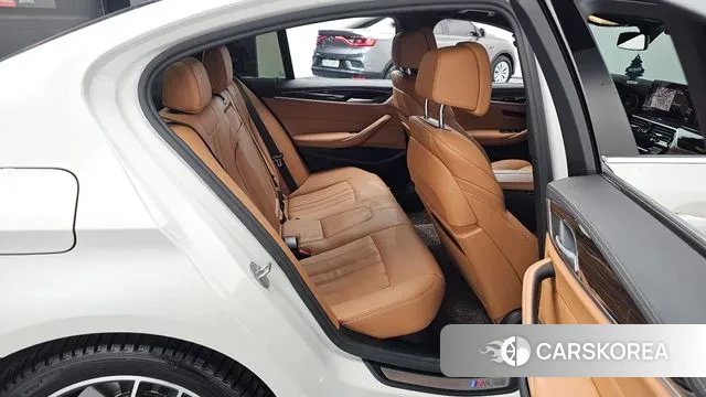 BMW 5 Series (G30) 2020 Белый из Кореи, фото 3