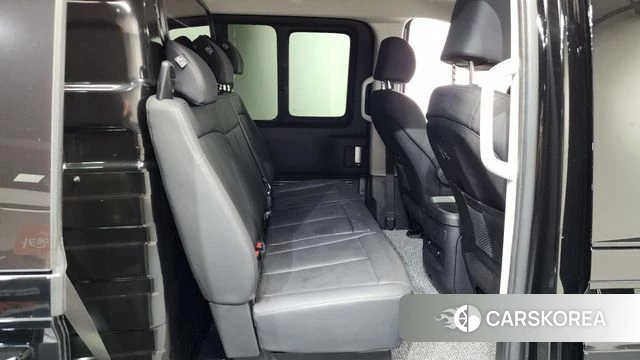 Hyundai Staria 2024 Черный из Кореи, фото 3