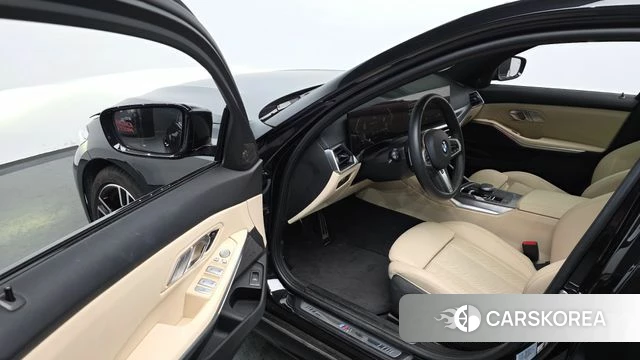 BMW 3 Series (G20) 2024 Черный из Кореи, фото 3