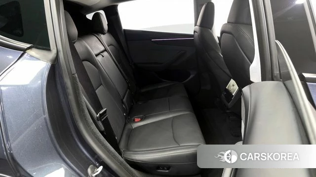 Tesla Model Y 2025 Серый из Кореи, фото 3