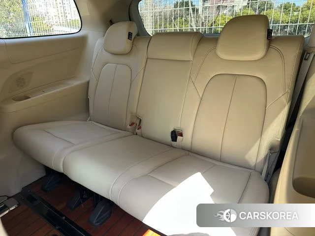 Buick GL8 2021 Коричневый из Китая, фото 3