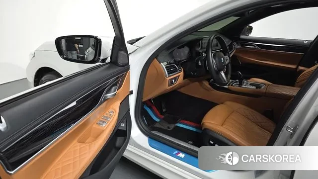 BMW 7 Series (G11) 2021 Белый из Кореи, фото 3