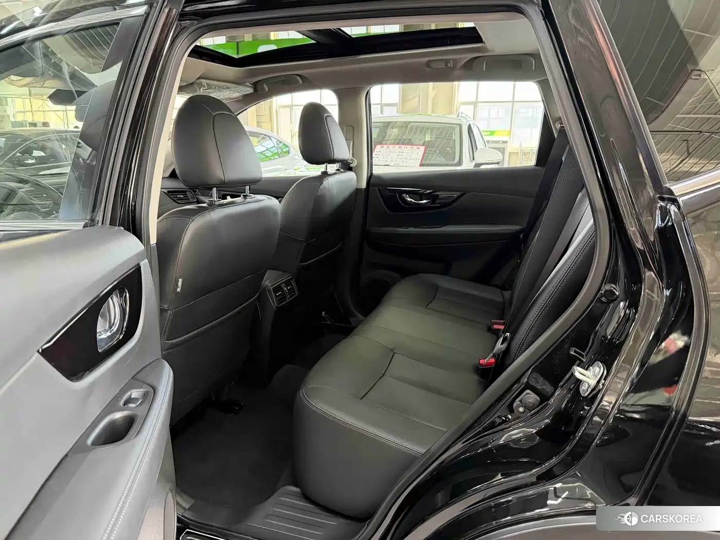 Nissan X-Trail 2025 Черный из Китая, фото 3