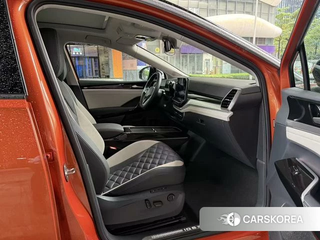 Volkswagen ID.6 CROZZ 2022 Оранжевый из Китая, фото 3