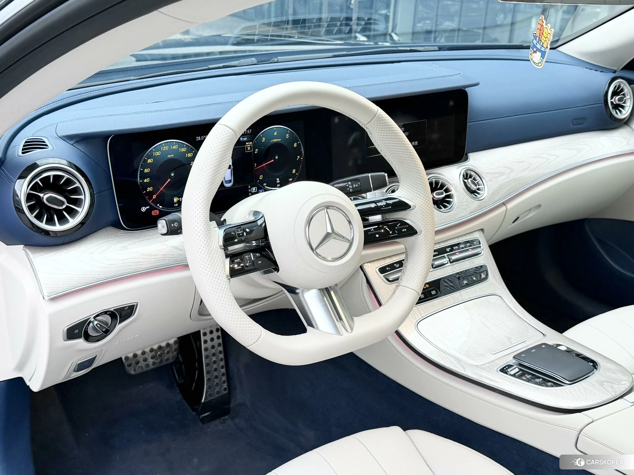 Mercedes-Benz E-class (imported) 2023 Зеленый из Китая, фото 3