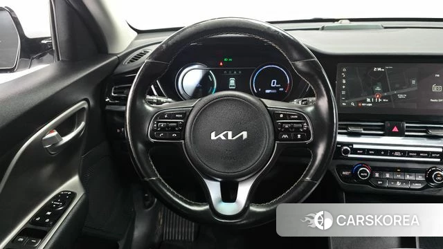 Kia Niro Plus 2022 Серебряный из Кореи, фото 3
