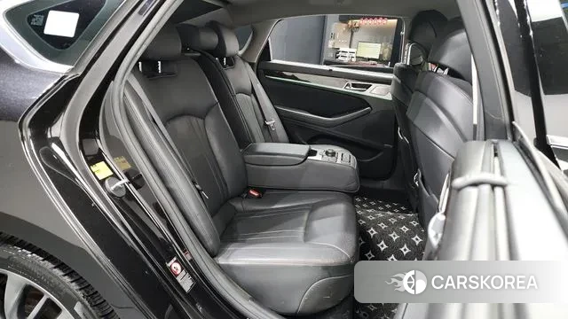 Genesis G80 2018 Черный из Кореи, фото 3