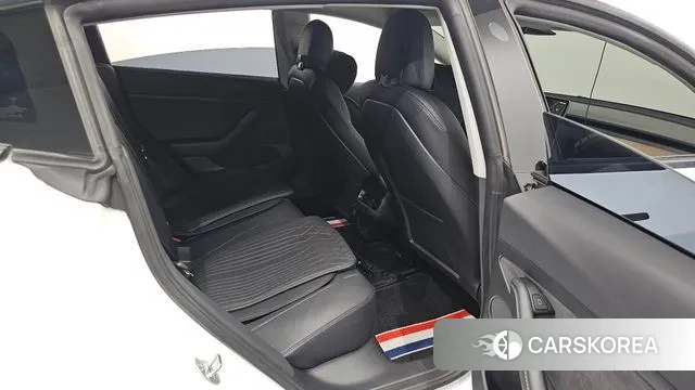 Tesla Model 3 2022 Белый из Кореи, фото 3