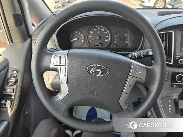 Hyundai The New Grand Starex 2021 Желтый из Кореи, фото 3