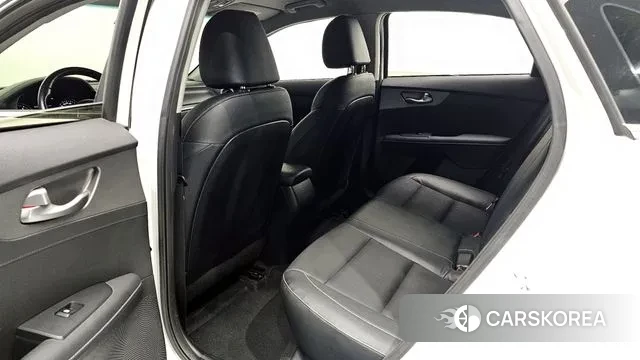 Kia Come New K3 2021 Белый из Кореи, фото 3