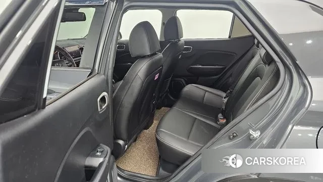 Hyundai Venue 2023 Серый из Кореи, фото 3