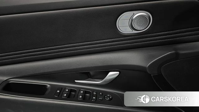 Hyundai The New Avante (CN7) 2024 Белый из Кореи, фото 3