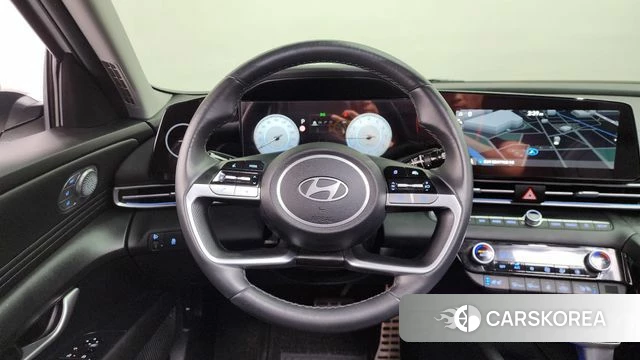 Hyundai The New Avante (CN7) 2023 Белый из Кореи, фото 3