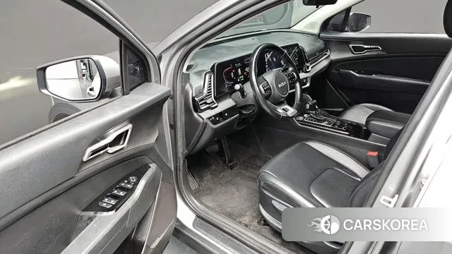 Kia Sportage 5th Generation 2021 Серебристо-серый из Кореи, фото 3