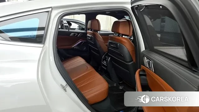 BMW X6 (G06) 2022 Белый из Кореи, фото 3