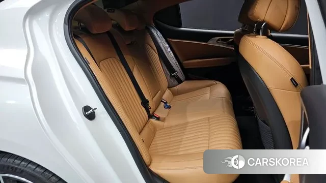 Genesis The New G70 2021 Белый из Кореи, фото 3