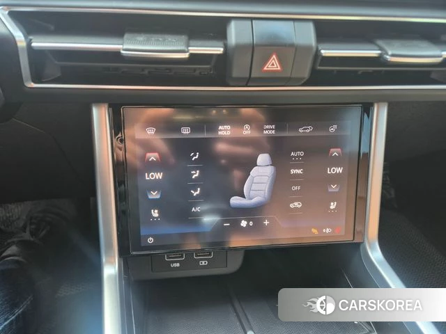 Ssangyong Torres 2023 Темно-зеленый из Кореи, фото 3